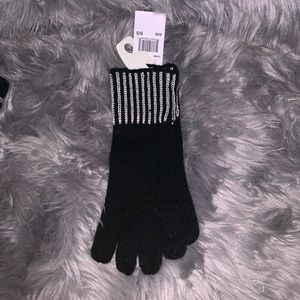 MICHAEL Michael Kors Accessories - Michael Michael Kors Knit Gloves MICHAEL Michael Kors Accessories - Michael Michael Kors Knit Gloves